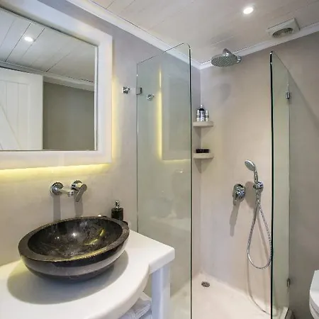 Naxos Rock Villas Hotell *