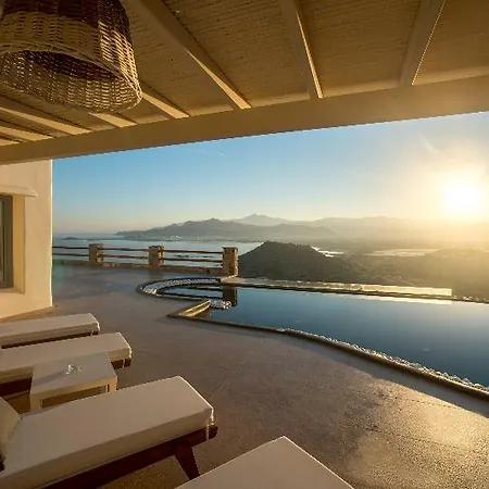 Naxos Rock Villas Hotel *